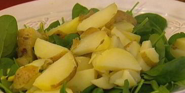 салат из молодого картофеля с перепелиными яйцами