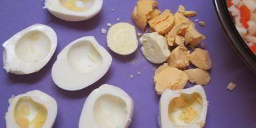 салат картофельный с сельдью