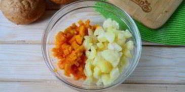 булочки, фаршированные салатом оливье