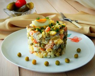 Оливье с говядиной