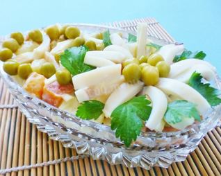 Оливье с кальмарами