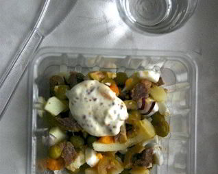 Оливье с оливками