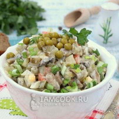 Оливье с шампиньонами