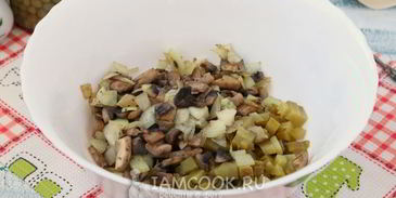 оливье с шампиньонами