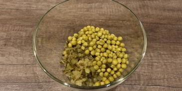 оливье в ветчине