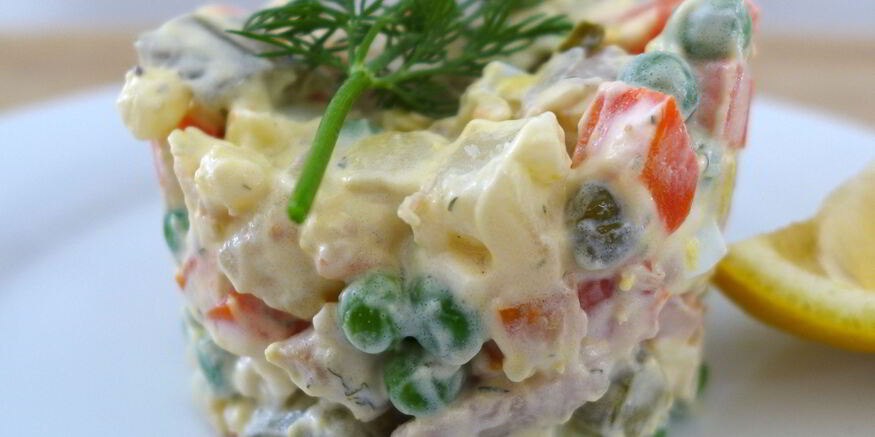 Рецепт салата оливье классический с курицей