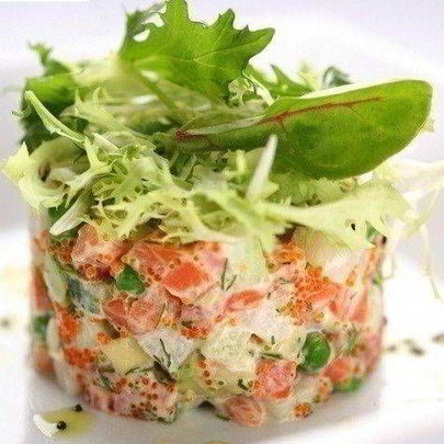 Салат Оливье с семгой и свежим огурцом