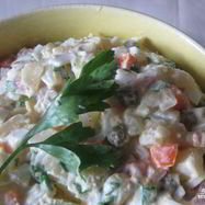 Рецепт Салата Оливье с ветчиной