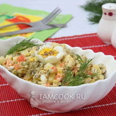 Салат Оливье со свининой