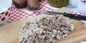 салат оливье со свининой