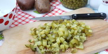 салат оливье со свининой