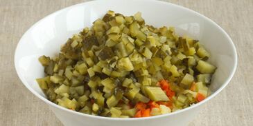 вегетарианский салат оливье