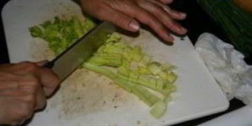 салат из куриных грудок