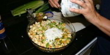 салат из куриных грудок