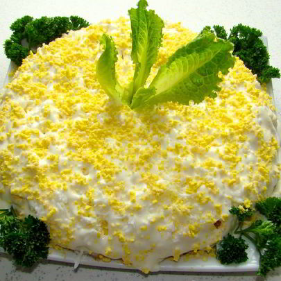 Салат Мимоза с огурцом