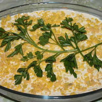 Салат Мимоза с сыром и яблоком