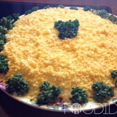 Салат Мимоза с яблоком