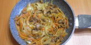 салат петровский с грибами