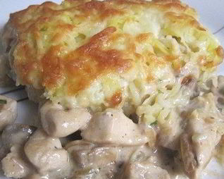 Курица с грибами под шубой из картофеля