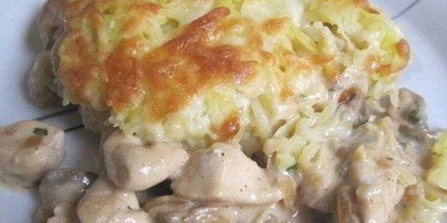 Рецепт курицы с грибами под шубой из картофеля