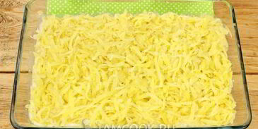 курица с лисичками, запеченная под шубой