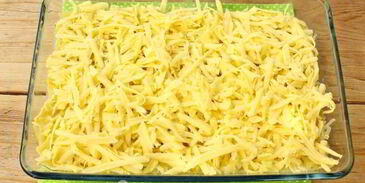 курица с лисичками, запеченная под шубой