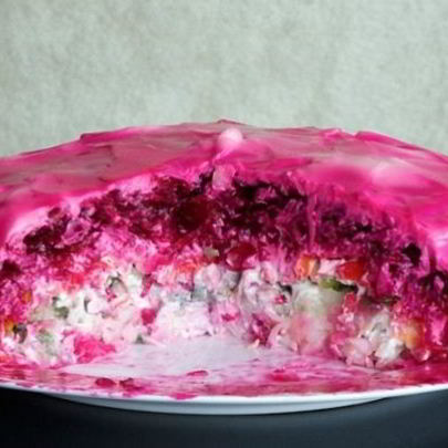 Селедка под шубой с жареным луком