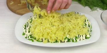 селедка под зеленой шубой с сыром и без свеклы