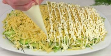 селедка под зеленой шубой с сыром и без свеклы