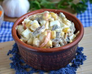 Салат с корейской морковкой и грибами