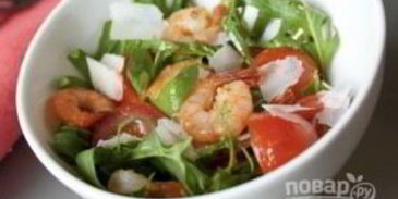 салат с креветками и бальзамическим уксусом