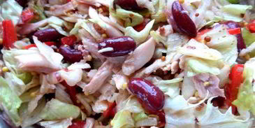 салат с курицей и фасолью весна