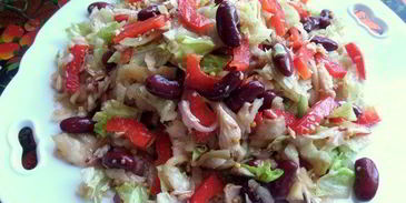 салат с курицей и фасолью весна