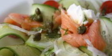 салат с семгой и огурцом