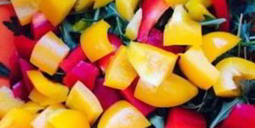 салат с соусом наршараб