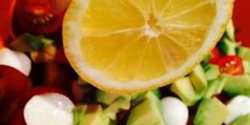 салат с соусом наршараб