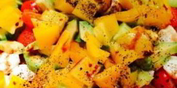 салат с соусом наршараб