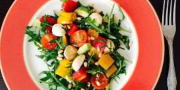 салат с соусом наршараб