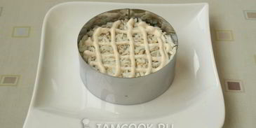 салат слоеный с ветчиной и сыром