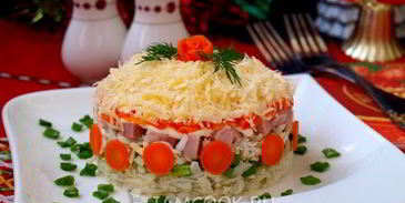 салат слоеный с ветчиной и сыром