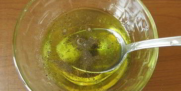 салат со спаржевой фасолью и тунцом