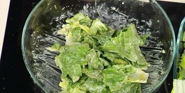 классический салат цезарь