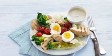 салат цезарь с помидорами