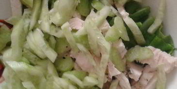 цезарь с чипсами из лаваша