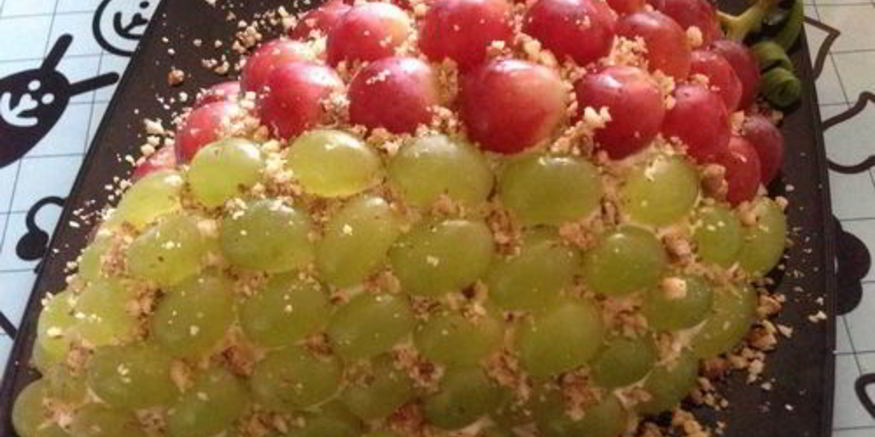 Рецепт слоеного салата тиффани с виноградом