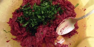 свекольный салат с орехами