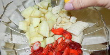 фруктово-ягодный винегрет