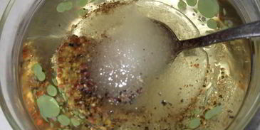 салат с сельдью под соусом винегрет