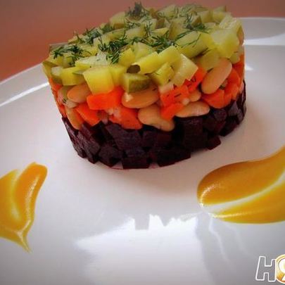 Салат винегрет под одноименным соусом