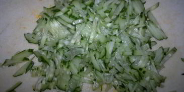 винегрет со свежей капустой и огурцом